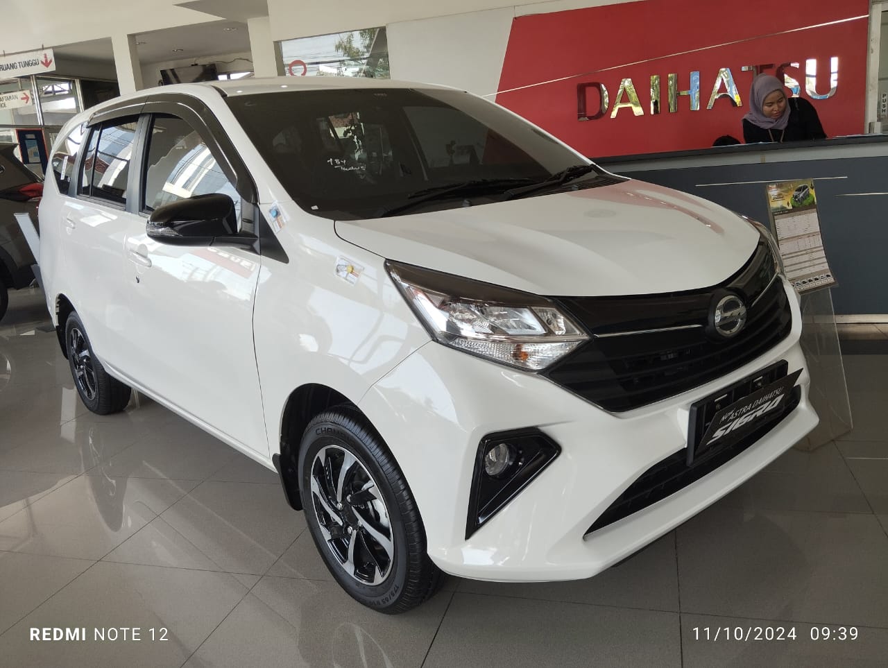 Gambar Mobil