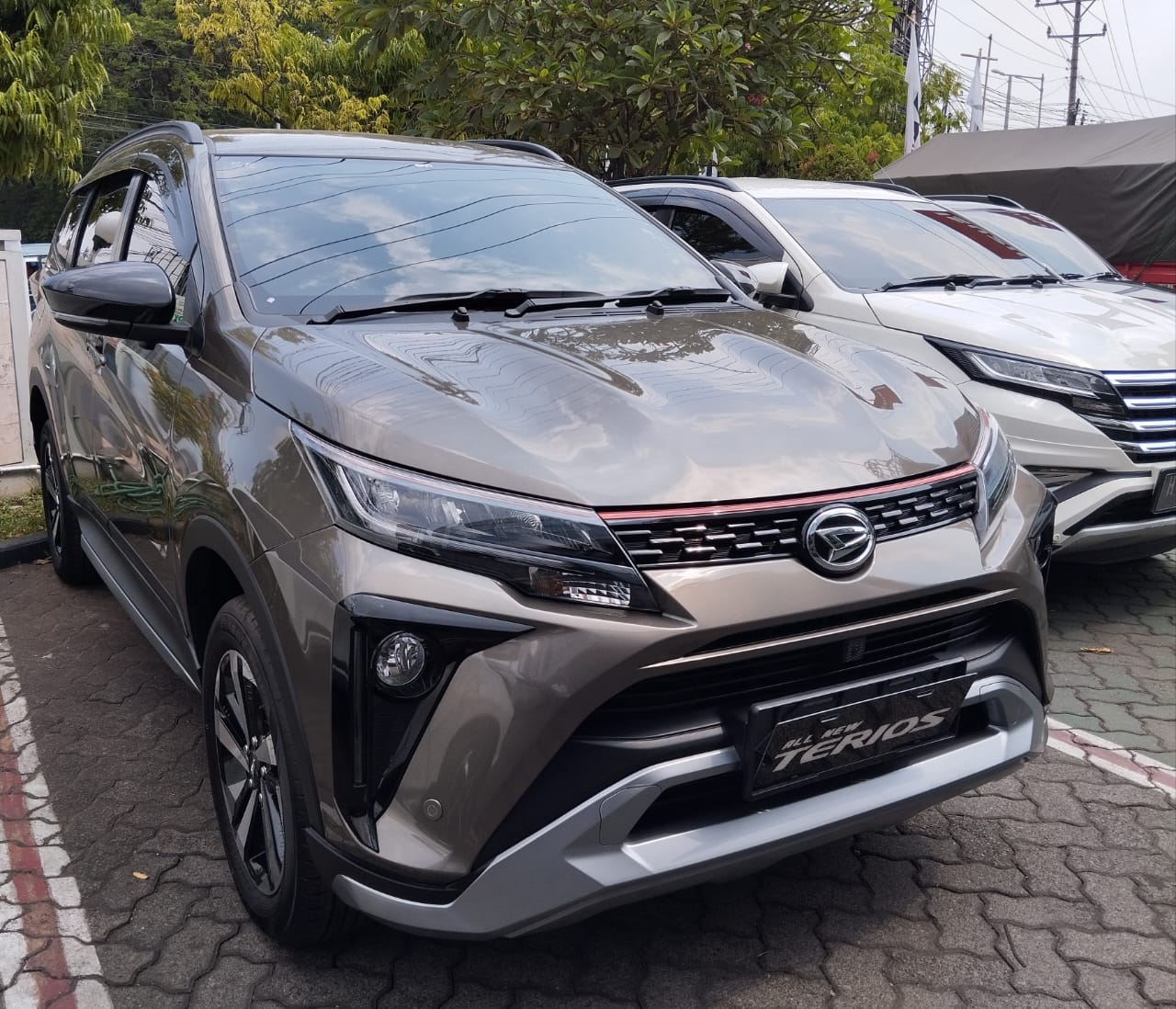 Gambar Mobil